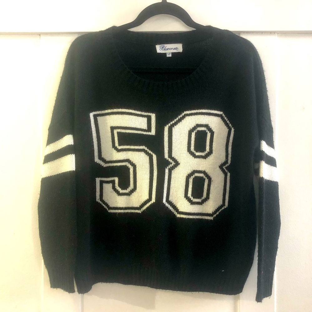 Bluecrush sporty knit sweater! Small